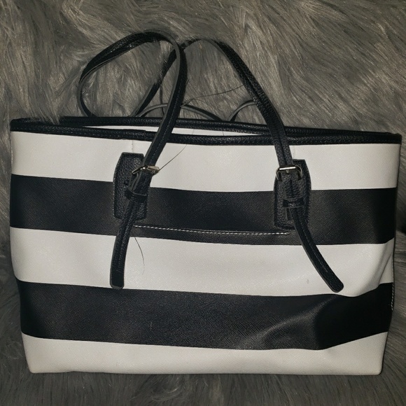 Dana Buchman purse - Picture 2 of 4